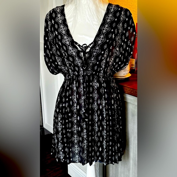 New bundle of 2 pc  size Xl dress cover up! - Picture 4 of 11